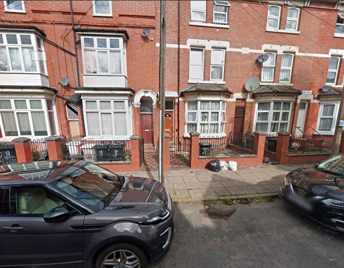 1 Bedroom Flat To Rent In Cedar Road, Leicester, Leicestershire, LE2