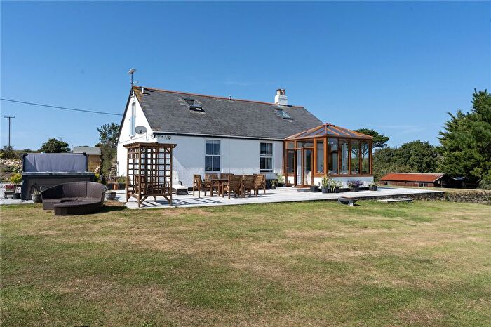 5 Bedroom Bungalow For Sale In Newbridge, Penzance, Cornwall, TR20