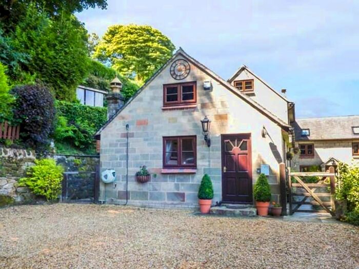 1 Bedroom Flat To Rent In Quarry Bank, Hollington, Near Alton, ST10