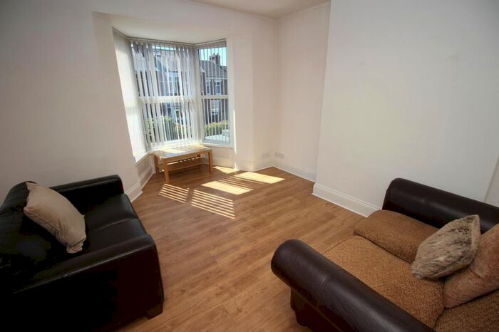 2 Bedroom Maisonette To Rent In Beech Grove Terrace, Crawcrook, Tyne And Wear, NE40