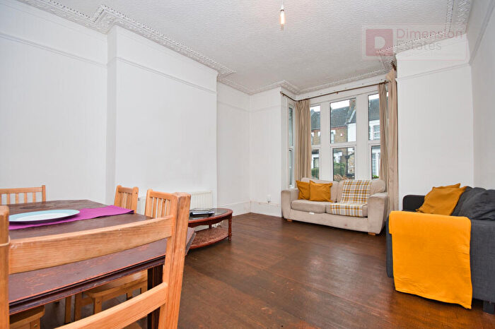 4 Bedroom Terraced House To Rent In Hermitage Road, Manor House, Finsbury Park, London, N4