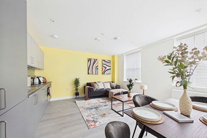 1 Bedroom Flat To Rent In Egham, Surrey, TW20