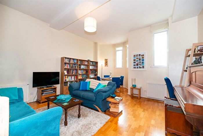 2 Bedroom Flat For Sale In Mission Building, Commercial Road, London, E14