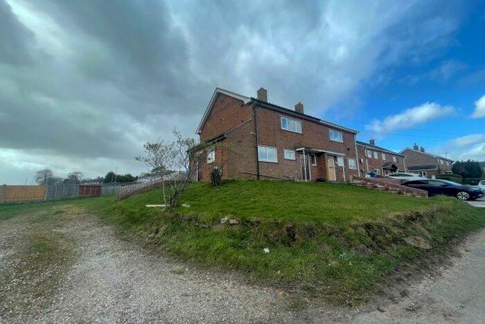 3 Bedroom Property To Rent In Park Lane, Lichfield, WS14