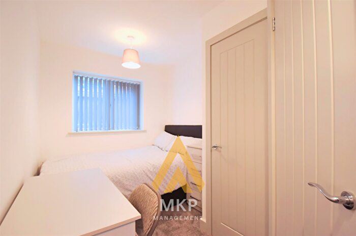 2 Bedroom Flat To Rent In Bridge Street, Birmingham, B1