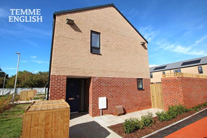 2 Bedroom End Of Terrace House For Sale In Clarendon Mews, Pitsea, SS13