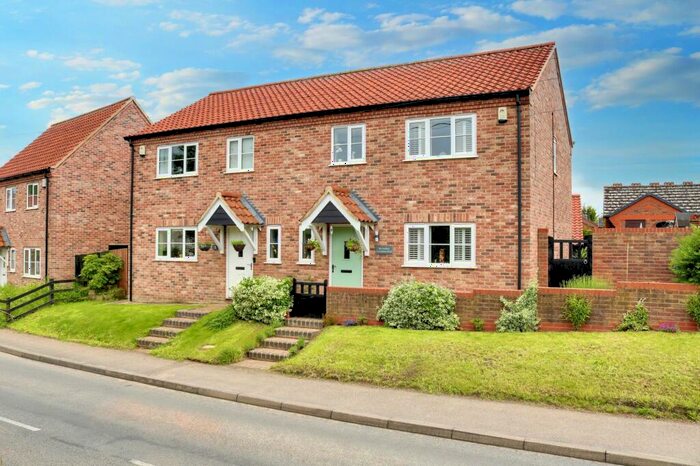 3 Bedroom Semi-Detached House For Sale In Fordham Road, Freckenham, IP28