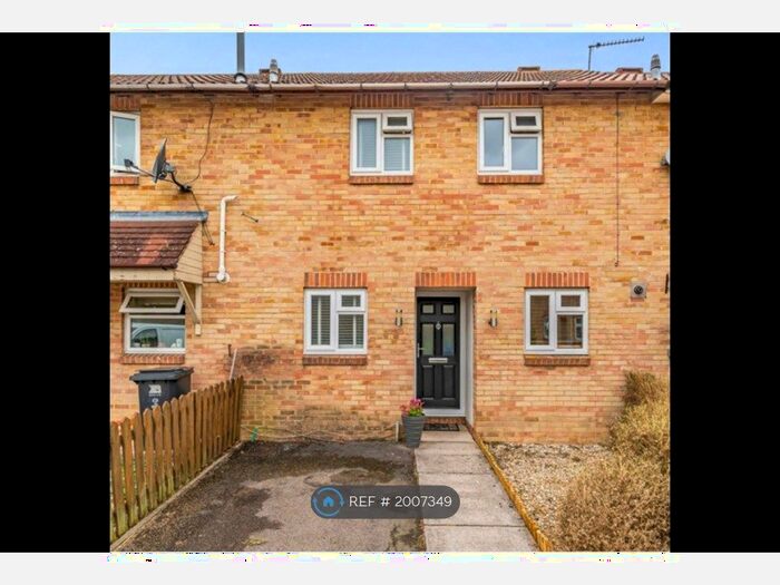3 Bedroom Terraced House To Rent In Holinshead Place, Grange Park, Swindon, SN5