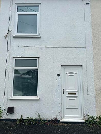 2 Bedroom Terraced House To Rent In Brook Street, Swadlincote, DE11