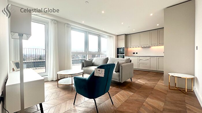 2 Bedroom Apartment To Rent In Brook Street, Kingston Upon Thames, Surrey, KT1