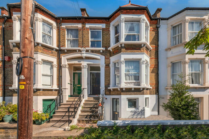 Studio To Rent In Pendrell Road, London, SE4