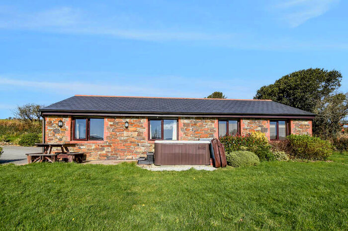 3 Bedroom Detached Bungalow For Sale In Cambrose, TR16
