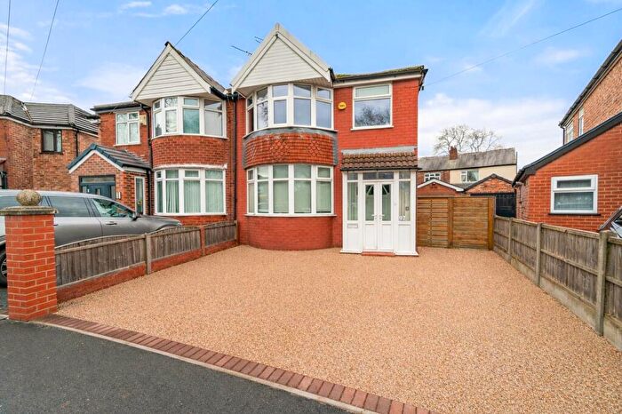 3 Bedroom Semi Detached House For Sale In Great Stone Road, Manchester, M16