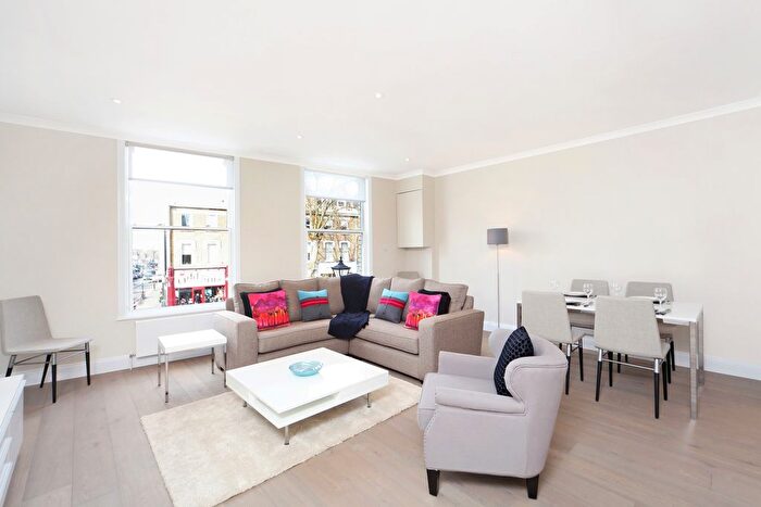 2 Bedroom Flat To Rent In Chiswick High Road, Chiswick, London, W4