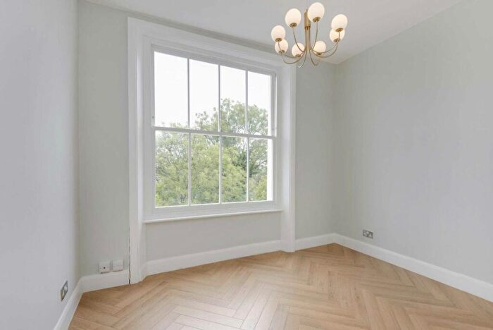 1 Bedroom Flat For Sale In Cliff Road, Camden Town, NW1