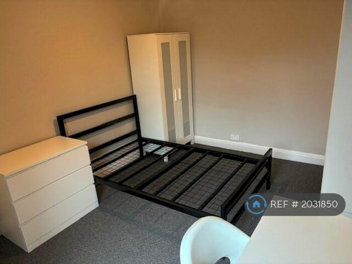 4 Bedroom Terraced House To Rent In Great Western Street, Manchester, M14