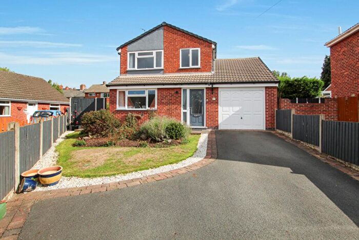 4 Bedroom Detached House For Sale In Buckley Close, Swadlincote, DE12