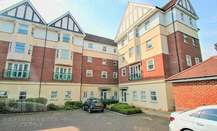 2 Bedroom Flat To Rent In Apprentice Drive, Colchester, CO4