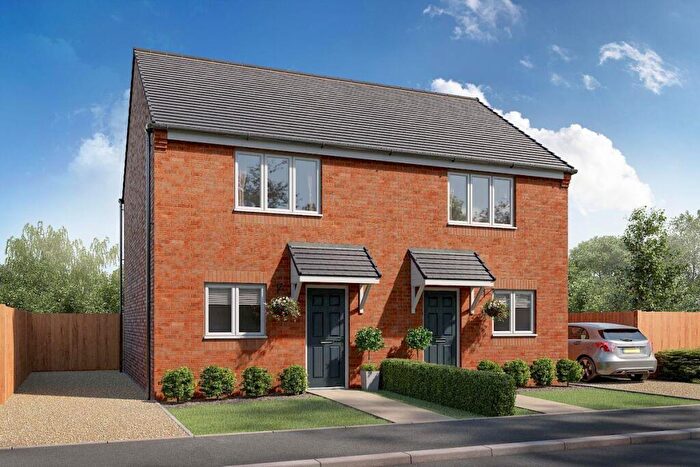 2 Bedroom Semi Detached House To Rent In Grattan Close, Bradford, BD7