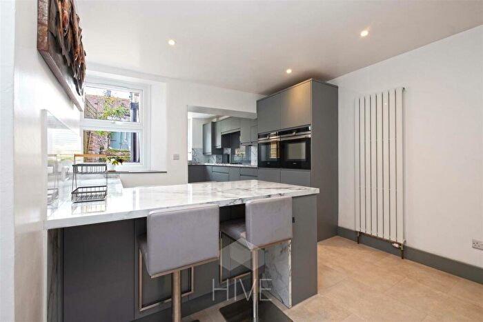 3 Bedroom Terraced House For Sale In Bell Street, Swanage, BH19