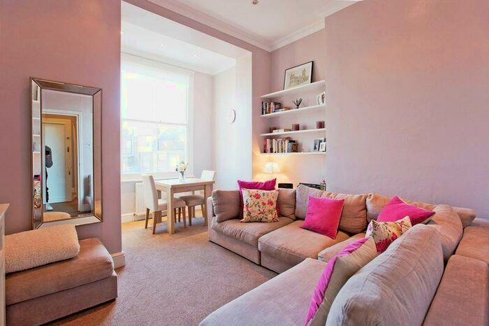 2 Bedroom Flat To Rent In Ainger Road, Primrose Hill, NW3