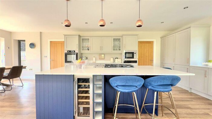 5 Bedroom Detached House For Sale In Liverpool Road, Neston, Cheshire, CH64