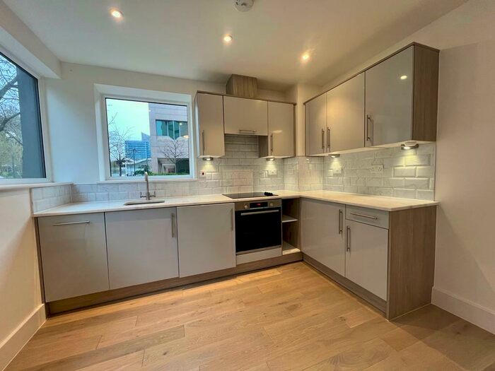 1 Bedroom Flat To Rent In Silbury Boulevard, Milton Keynes, MK9