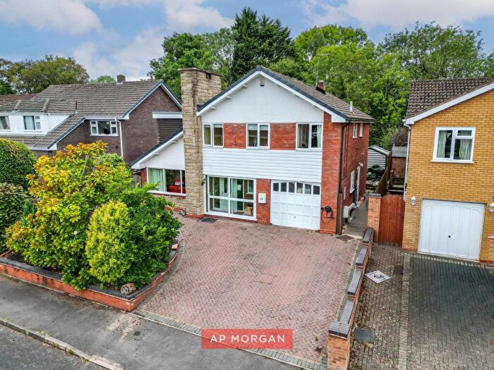 4 Bedroom Detached House For Sale In Wolverton Close, Ipsley, Redditch, Worcestershire, B98