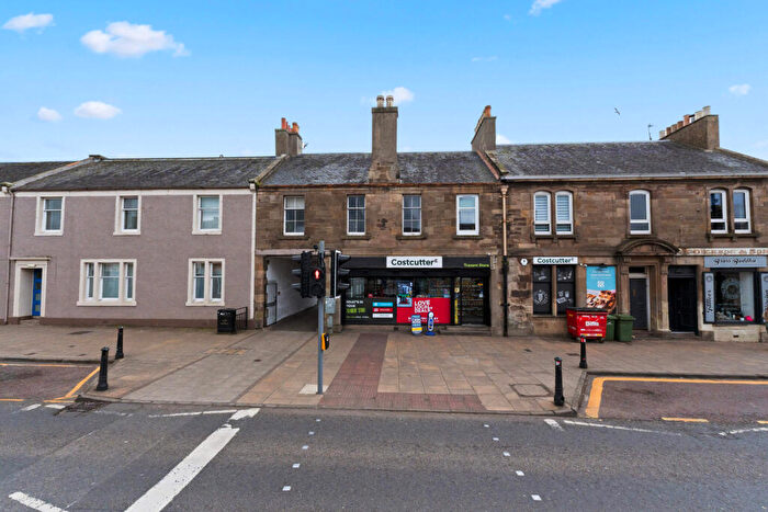 2 Bedroom Apartment For Sale In High Street, Tranent, EH33