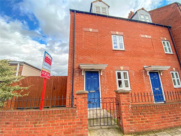 3 Bedroom End Of Terrace House For Sale In Church Street, Gainsborough, Lincolnshire, DN21