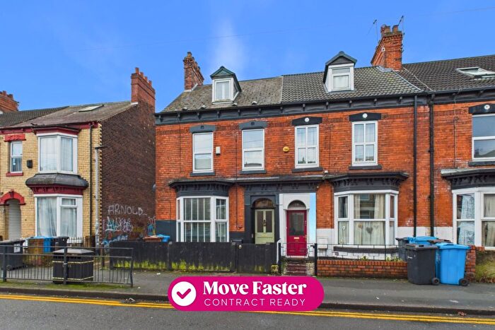 4 Bedroom End Terrace House For Sale In Park Grove, Princes Avenue, Hull, East Riding Of Yorkshire, HU5
