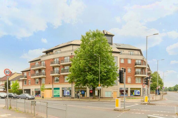 1 Bedroom Flat To Rent In Peaberry Court, Hendon, London, NW4