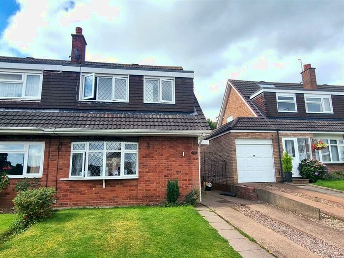 3 Bedroom Semi-Detached House To Rent In Whitethorn Crescent, Streetly, Sutton Coldfield, B74