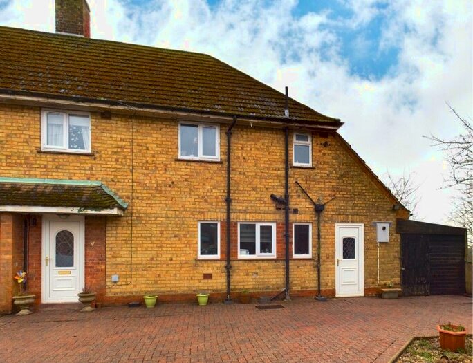 3 Bedroom Semi-Detached House For Sale In Moor Road, Walesby, LN8