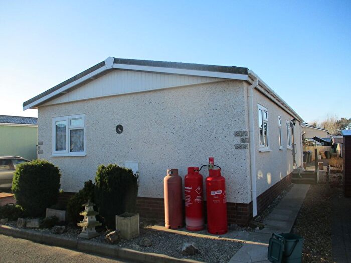 2 Bedroom Park Home For Sale In Cherrytree Park, Empire Way, Gretna, DG16