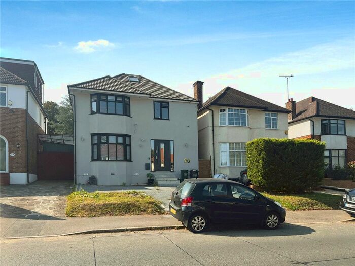 5 Bedroom Detached House To Rent In Brookdene Avenue, Watford, Hertfordshire, WD19