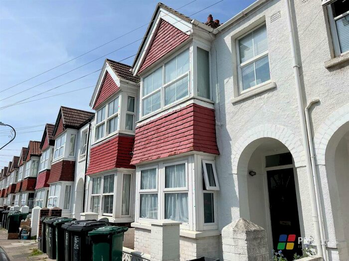 2 Bedroom Flat To Rent In St. Leonards Avenue, Hove, BN3