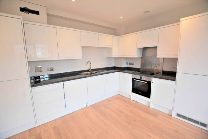 1 Bedroom Apartment To Rent In Kings Court, GU15