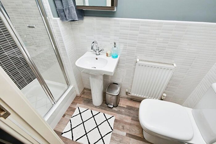 3 Bedroom Terraced House For Sale In Cape Court, Derby, DE24