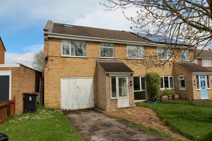 4 Bedroom Semi-Detached House To Rent In Sycamore Road, Ripon, HG4
