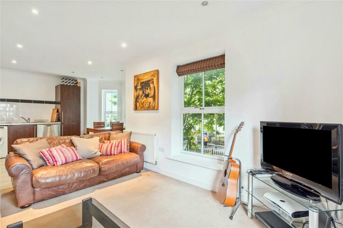2 Bedroom Flat To Rent In Caledonian Square, Camden, NW1