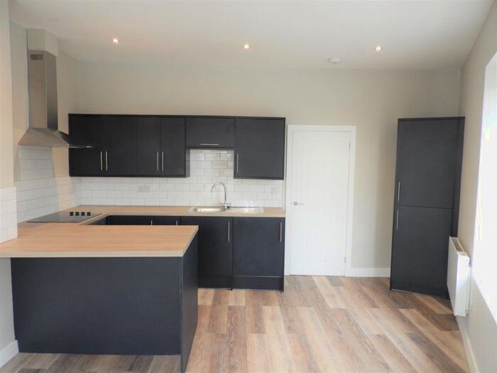 1 Bedroom Flat To Rent In Blackpool Road, Ashton-On-Ribble, Preston, PR2