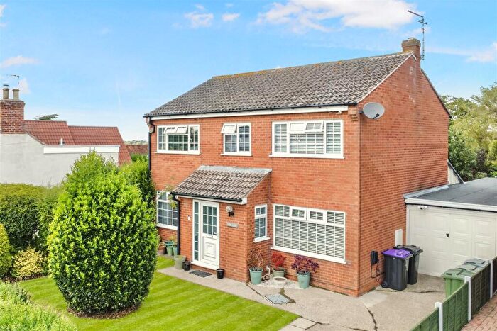 4 Bedroom Detached House For Sale In Newark Hill, Foston, NG32