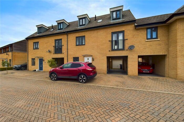 4 Bedroom House To Rent In Wren Close, St. Ives, Cambridgeshire, PE27