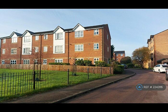 2 Bedroom Flat To Rent In Taunton Drive, London, N2