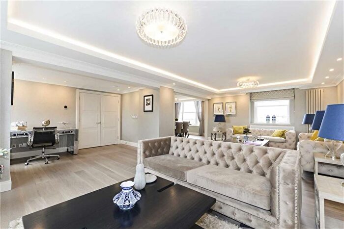 5 Bedroom Flat To Rent In St. Johns Wood Park, London, NW8
