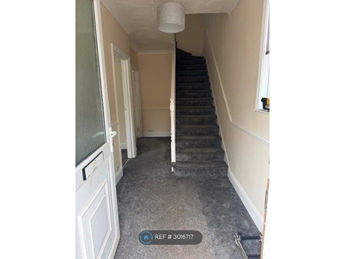 3 Bedroom Semi-detached House To Rent In Rosehill Road, Torquay, TQ1