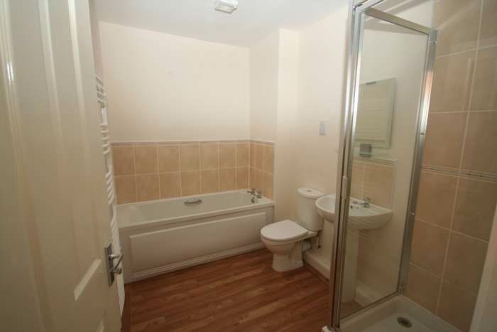 2 Bedroom Flat To Rent In Bridge Road, Knowsley, L34