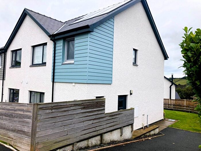 3 Bedroom Semi Detached House For Sale In Ger Y Cwm Development, Penrhyncoch, SY23