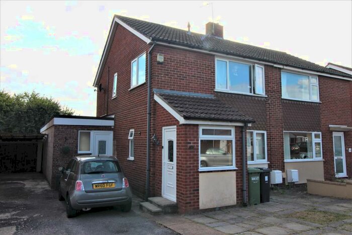 3 Bedroom Semi-Detached House For Sale In Wainbridge Crescent, Pilning, Bristol, BS35